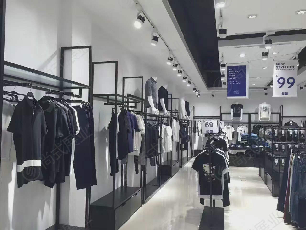 km貨架開服裝店裝修好幫手 km貨架開服裝店裝修好幫手